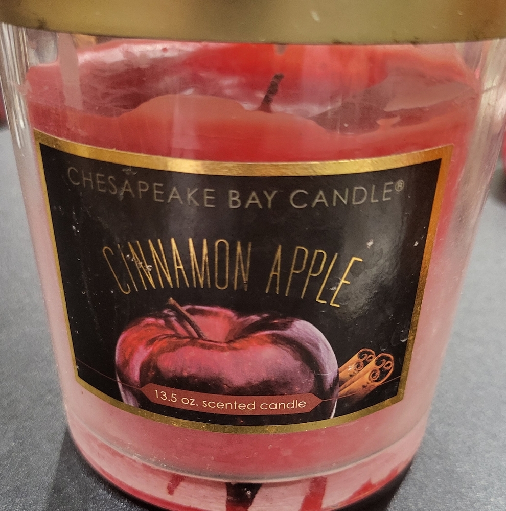Chesapeake Bay Candle with a Cinnamon Apple scent.